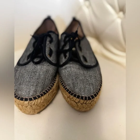 Gaimo Black and Gray Oxfords - Picture 5 of 8